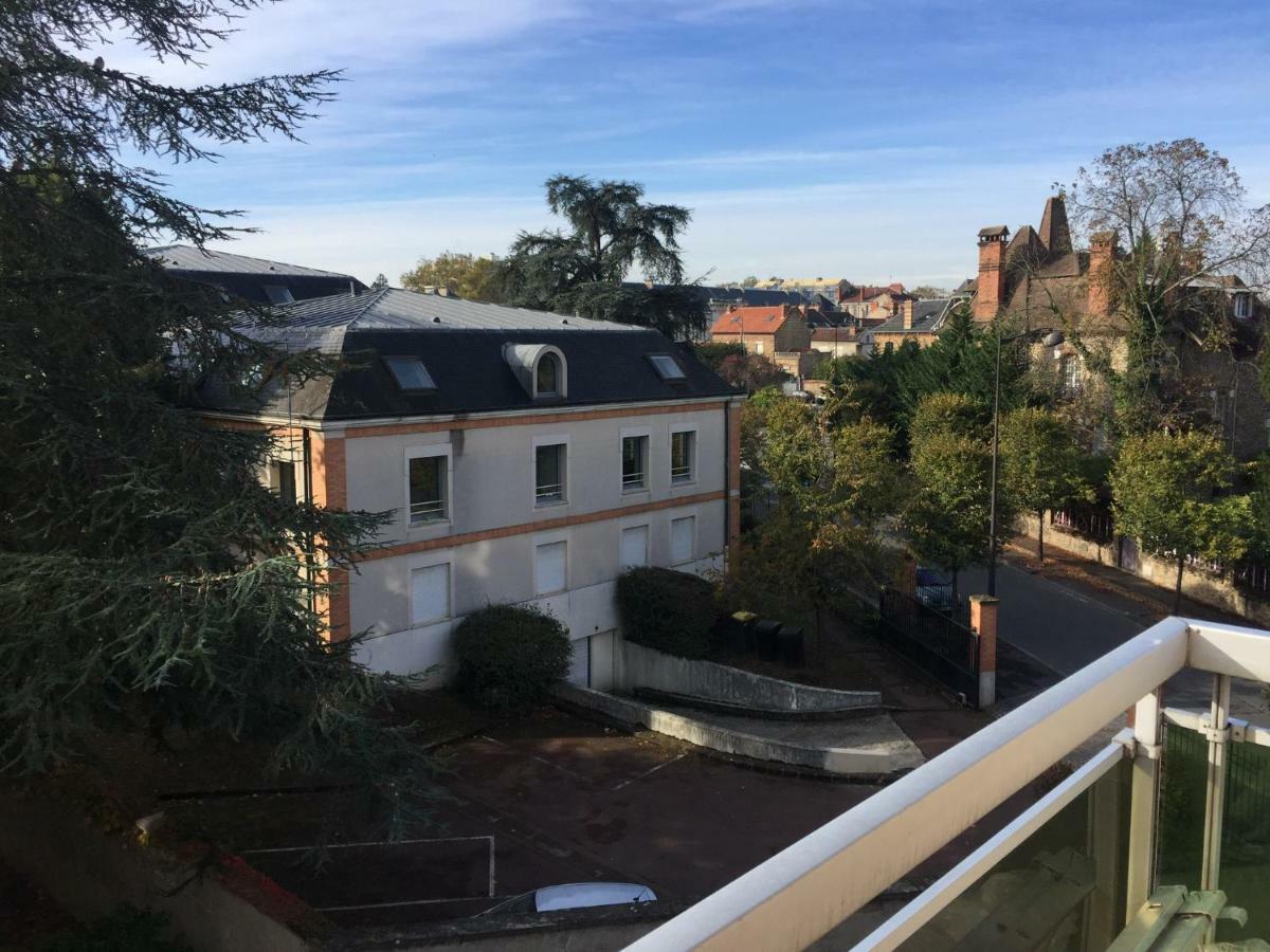 Grand Appartement A Louer Vue Sur Seine Мелён Экстерьер фото